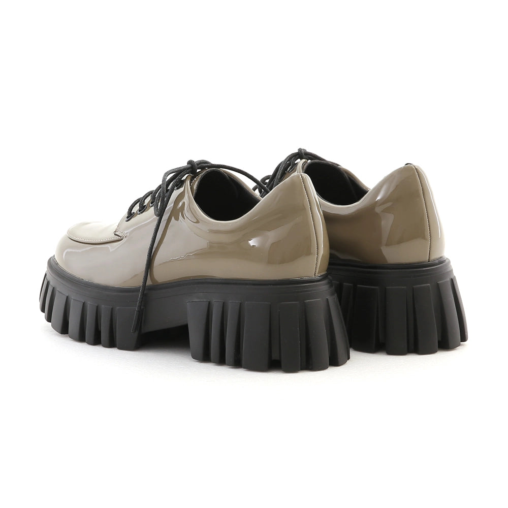 Modern Girl | Lightweight Derby Shoes with Serrated Soles