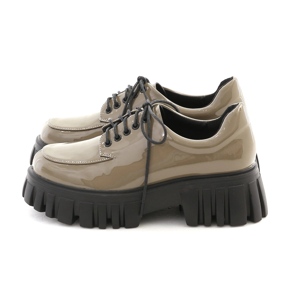Modern Girl | Lightweight Derby Shoes with Serrated Soles