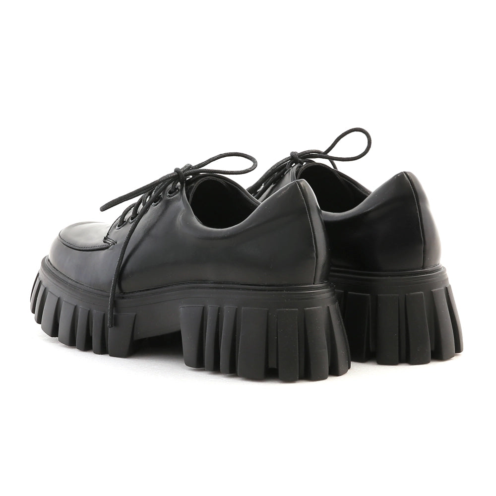 Modern Girl | Lightweight Derby Shoes with Serrated Soles