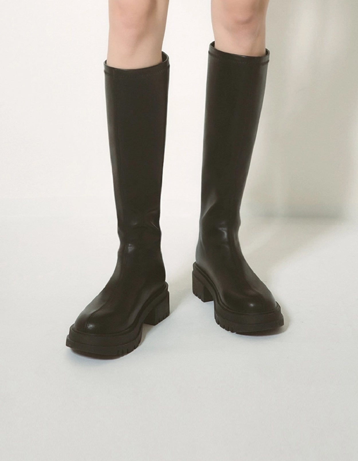 K-Pop Vibes | Minimalist Slim-Fit Platform Long Boots
