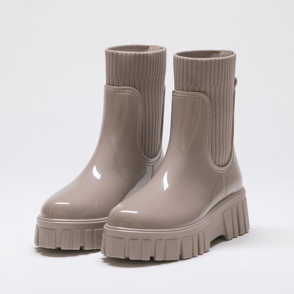 Trendy Style | Ribbed Sole Knit Short Rain Boots