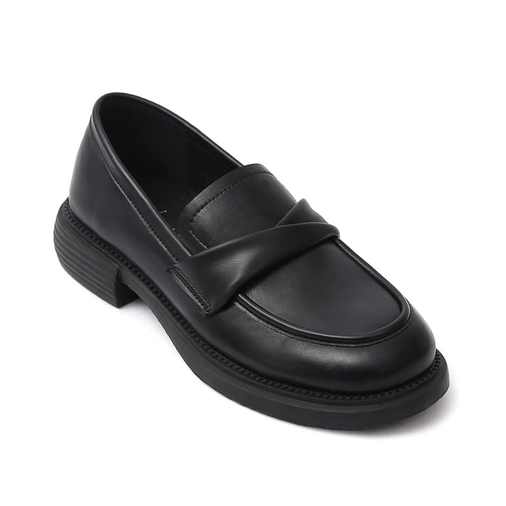 Strolling in Paris | Knot Loafers