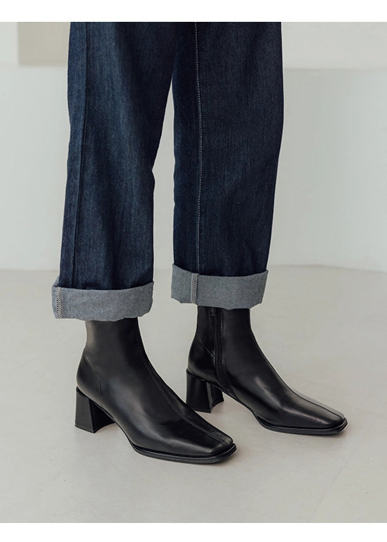 Minimalist Square-Toe Slim Fit Heeled Boots
